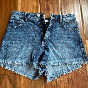 Pacsun shorts size small